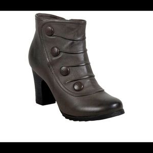 Miz Mooz Boots Size 8